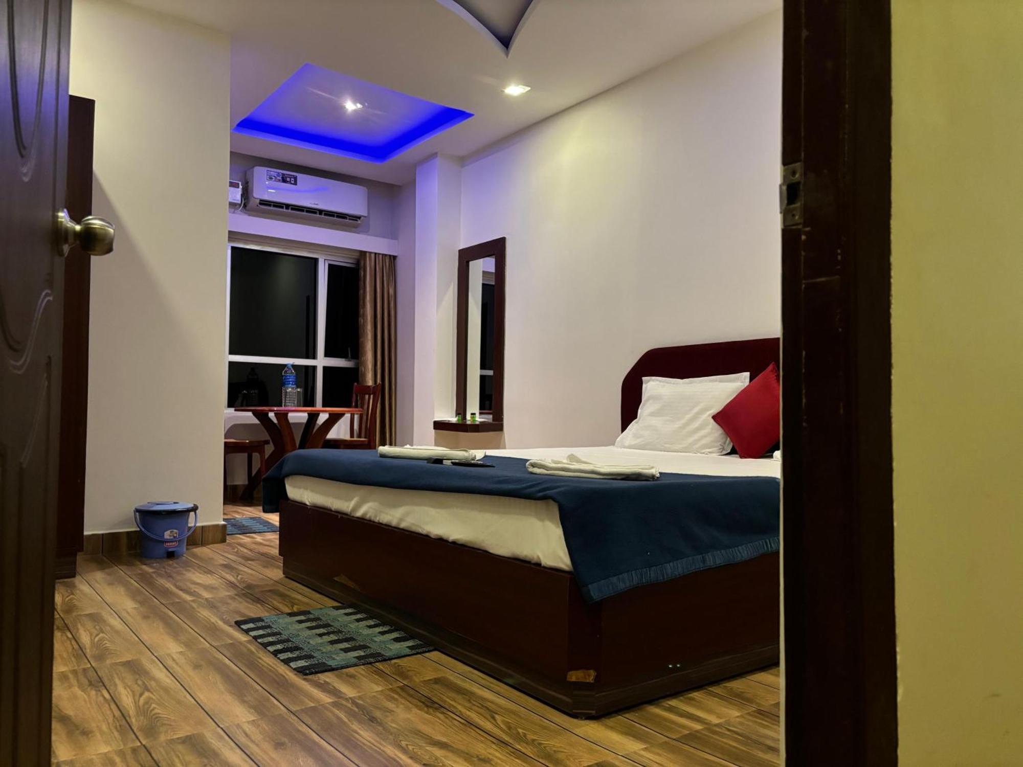 The Tamarind Tree Hotel & Restaurant Shadipur المظهر الخارجي الصورة
