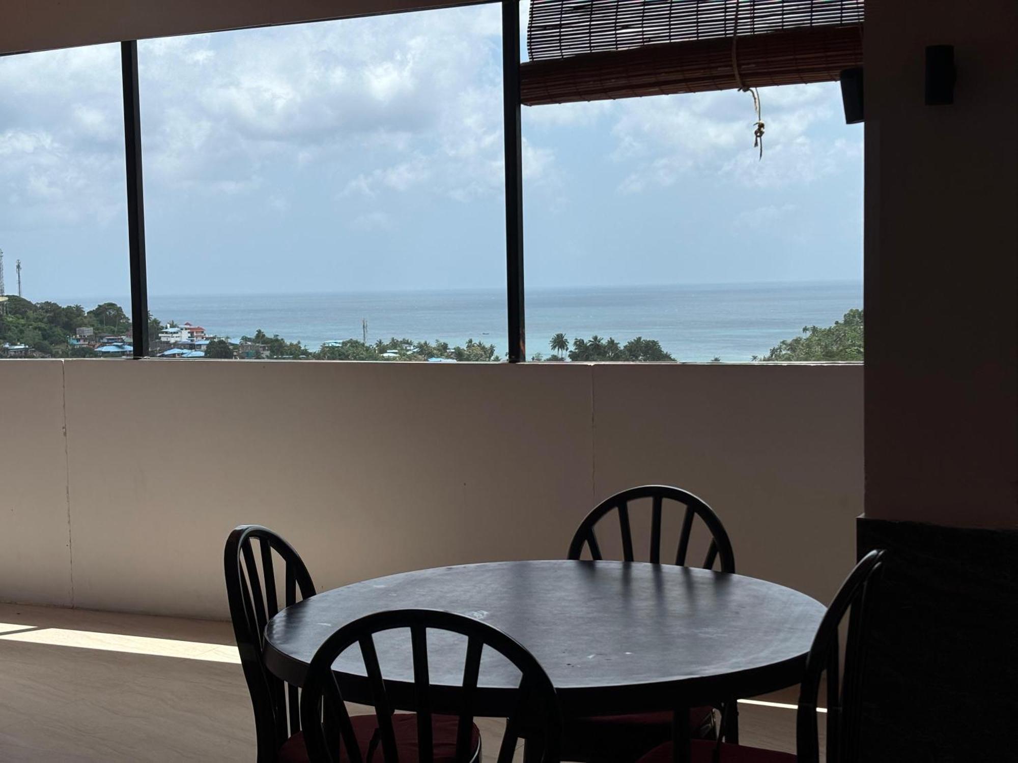 The Tamarind Tree Hotel & Restaurant Shadipur المظهر الخارجي الصورة